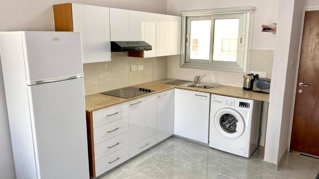 Napa Court 2 Apartment Ayia Napa Bagian luar foto
